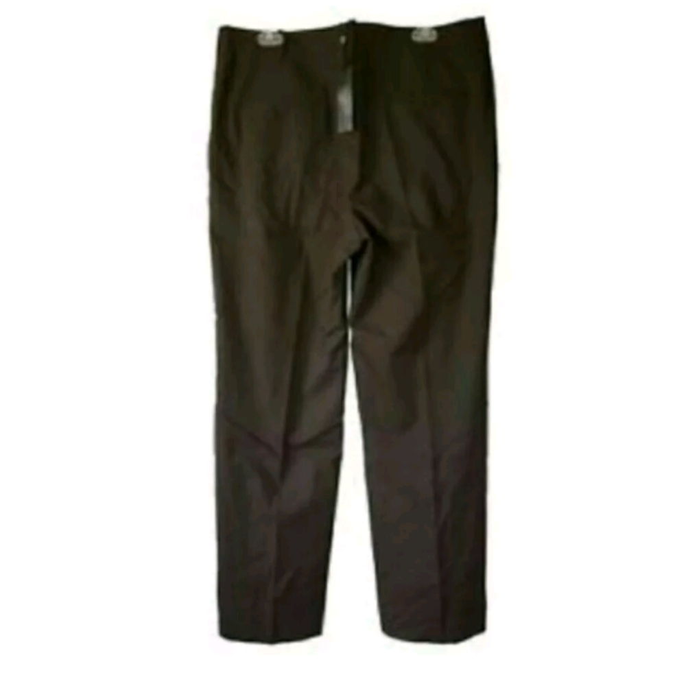 NWT Talbots Pants

Size 12 (35x32)
Brown Color - Picture 5 of 5